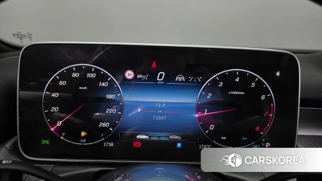 Mercedes-Benz C-Class W206 id 4223106 из Кореи 28