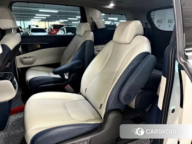 Kia The New Carnival 4th Generation id 3472063 из Кореи 18