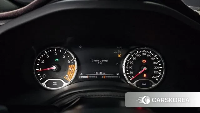 Jeep Renegade id 3703355 из Кореи 18