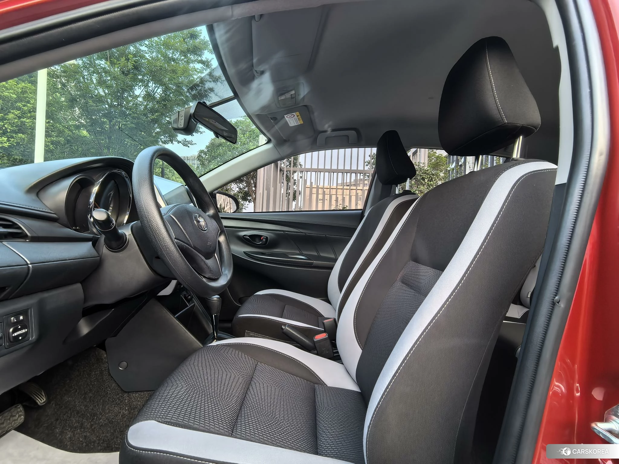 Toyota Yaris L id 4513756 из Китая 14