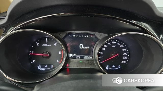Kia All New Carnival id 4536677 из Кореи 31