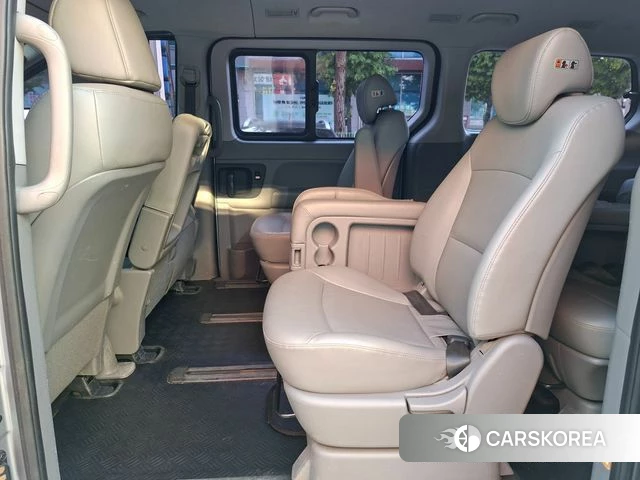 Hyundai The New Grand Starex id 4937789 из Кореи 18