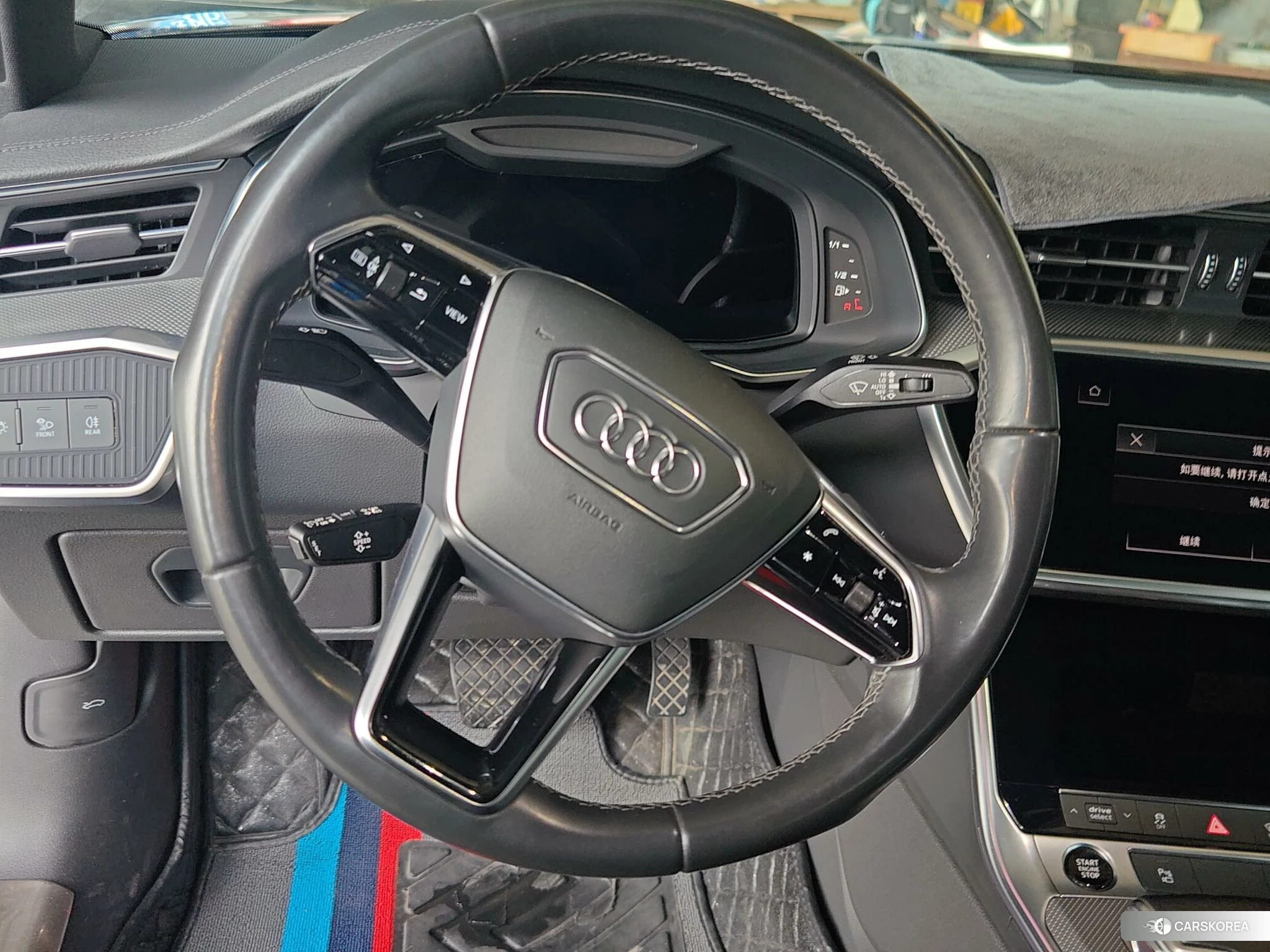 Audi A6L id 4515123 из Китая 19