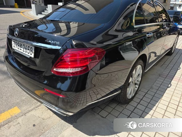 Mercedes-Benz E-Class W213 id 4485817 из Кореи 18