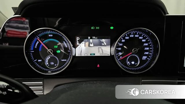 Hyundai The New Grandeur IG Hybrid id 3892819 из Кореи 18