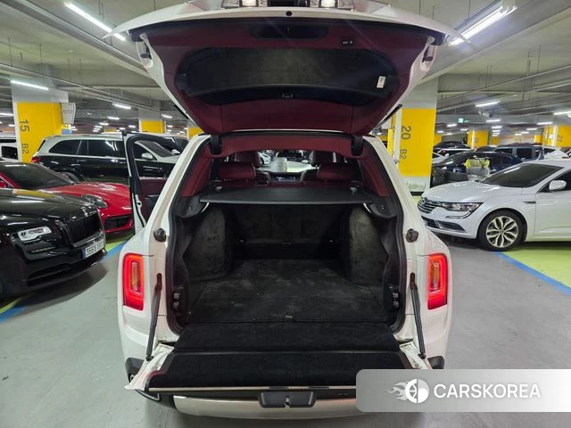 Rolls-Royce Cullinan id 4325277 из Кореи 12