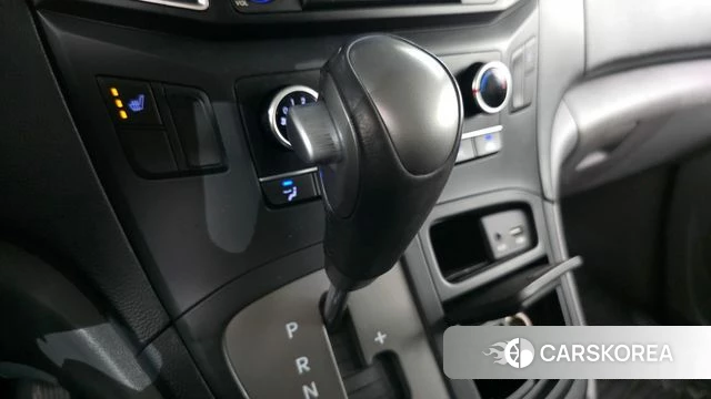 Hyundai The New Grand Starex id 4688800 из Кореи 25