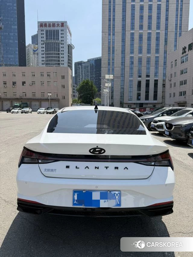 Hyundai Elantra id 4320819 из Китая 18