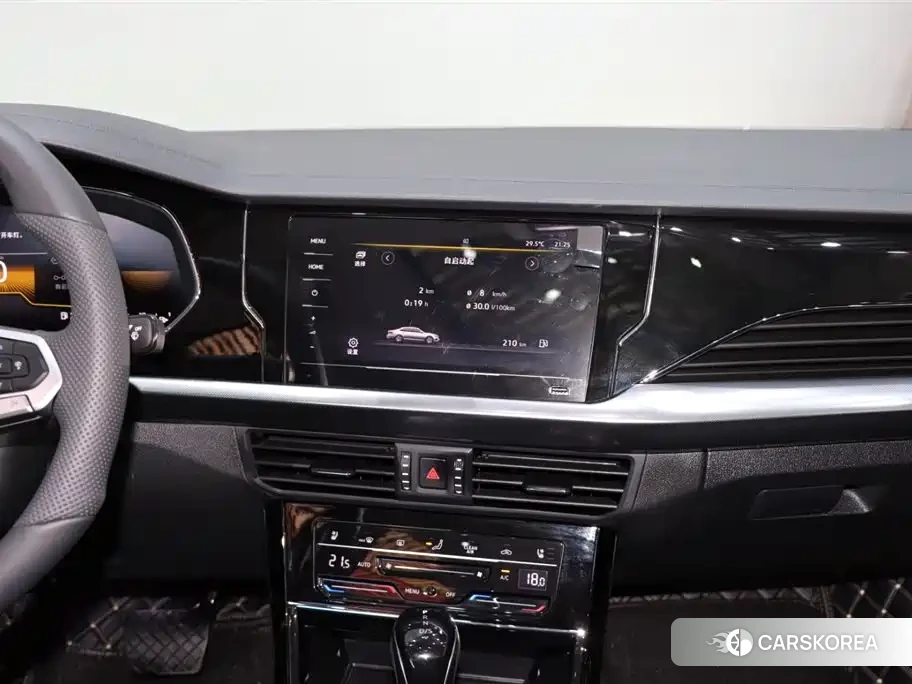 Volkswagen Passat id 4576565 из Китая 18