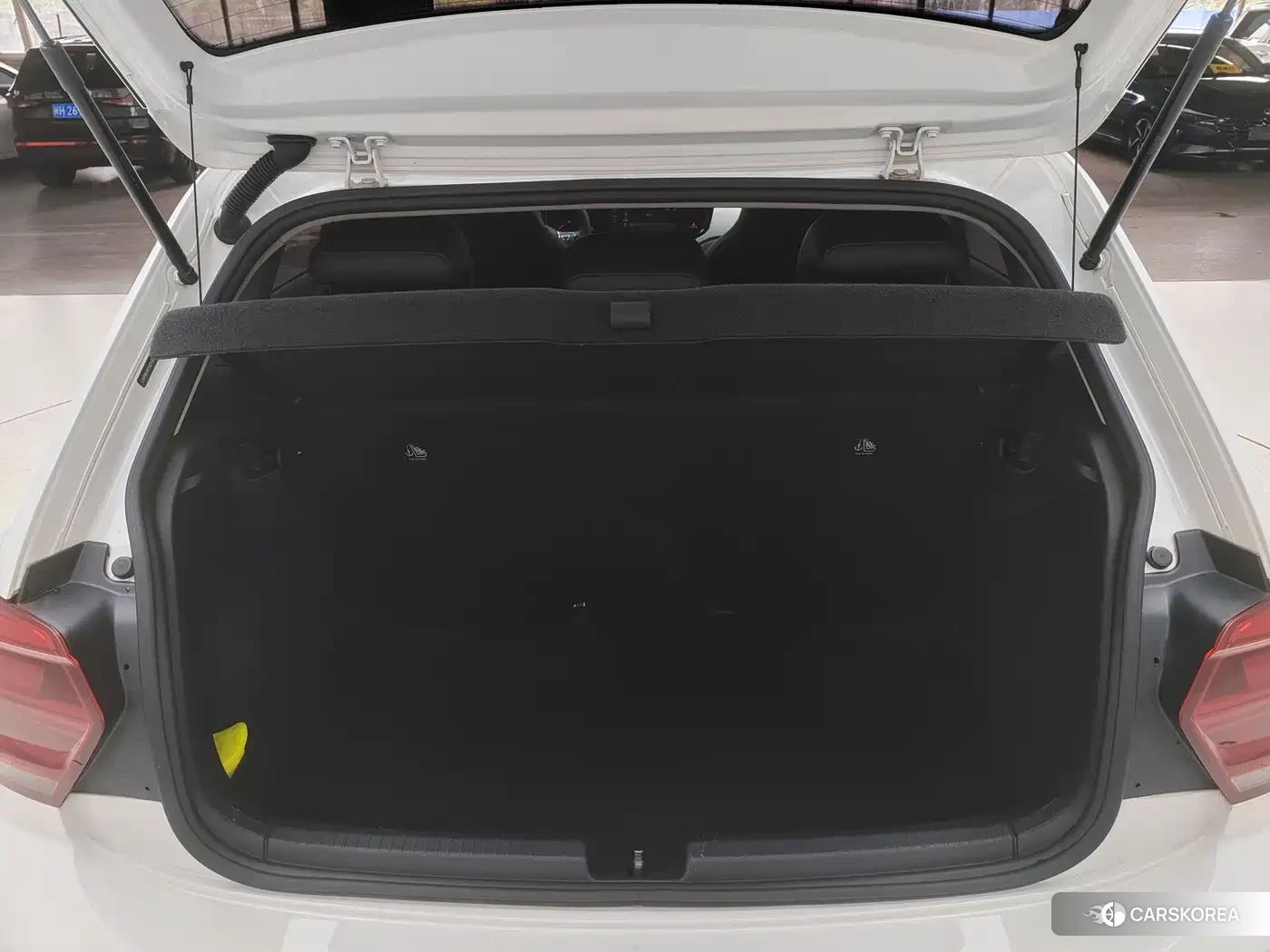 Volkswagen Polo id 4600488 из Китая 21