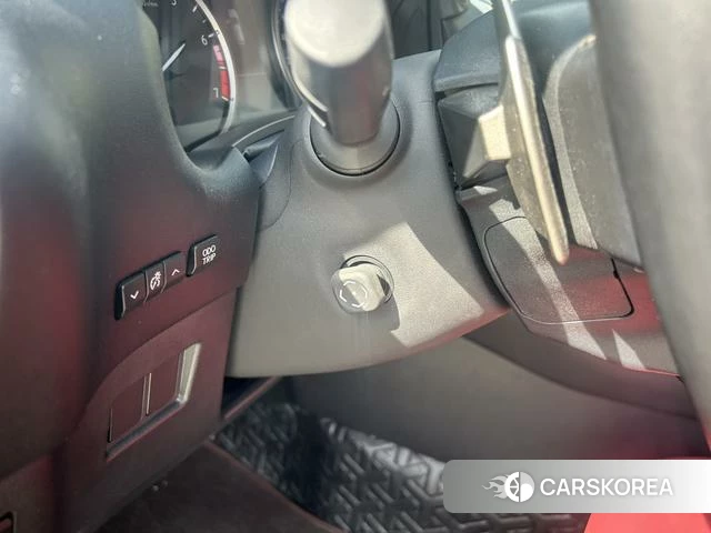 Lexus NX id 4274671 из Китая 11