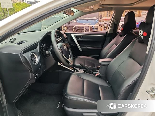 Toyota Corolla dual engine E+ id 4333678 из Китая 9