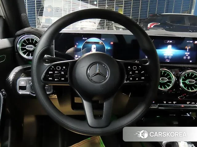 Mercedes-Benz A-Class W177 id 3122509 из Кореи 18