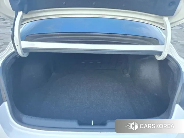 Hyundai Avante (CN7) id 3059295 из Кореи 18