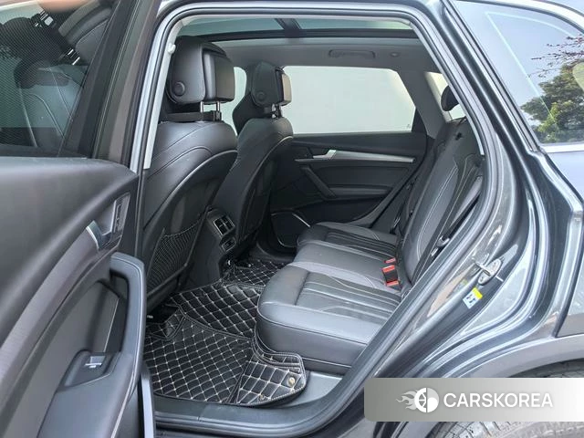 Audi Q5L id 4307311 из Китая 21