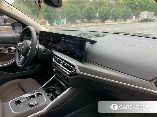 BMW 3 series id 4279157 из Китая 30