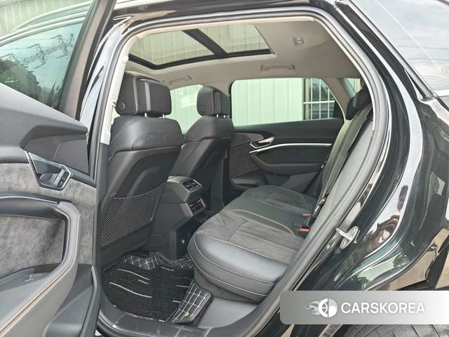 Audi e-tron id 4220967 из Китая 9