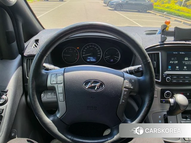 Hyundai The New Grand Starex id 4356244 из Кореи 18