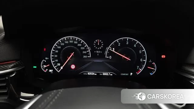 BMW 5 Series (G30) id 3283751 из Кореи 18