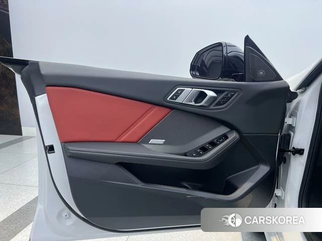 BMW 2 series id 3944984 из Китая 30