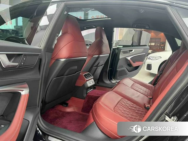 Audi A7L id 4255918 из Китая 22