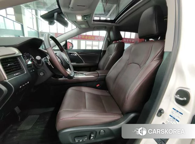 Lexus RX id 4274716 из Китая 10