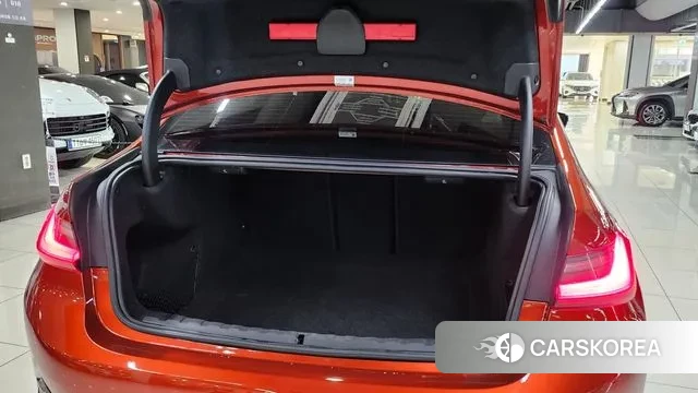 BMW 3 Series (G20) id 3355987 из Кореи 18