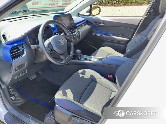 Toyota C-HR id 4261918 из Китая 8