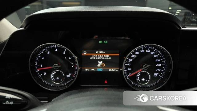 Hyundai The New Grandeur IG id 3839568 из Кореи 18