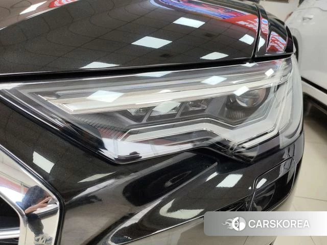 Audi A6L id 4260789 из Китая 13
