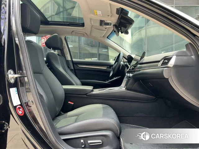 Honda Accord id 4342159 из Китая 21