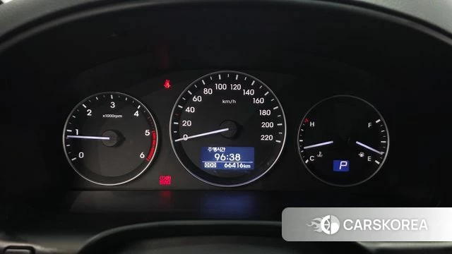 Hyundai The New Grand Starex id 3942152 из Кореи 18