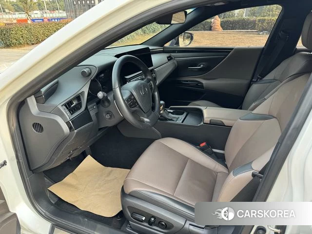 Lexus ES id 4314069 из Китая 13