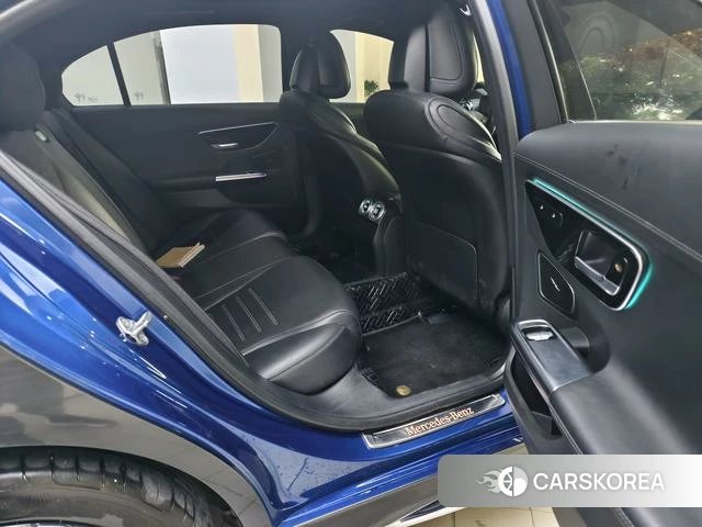 Mercedes-Benz Class C id 4307396 из Китая 9
