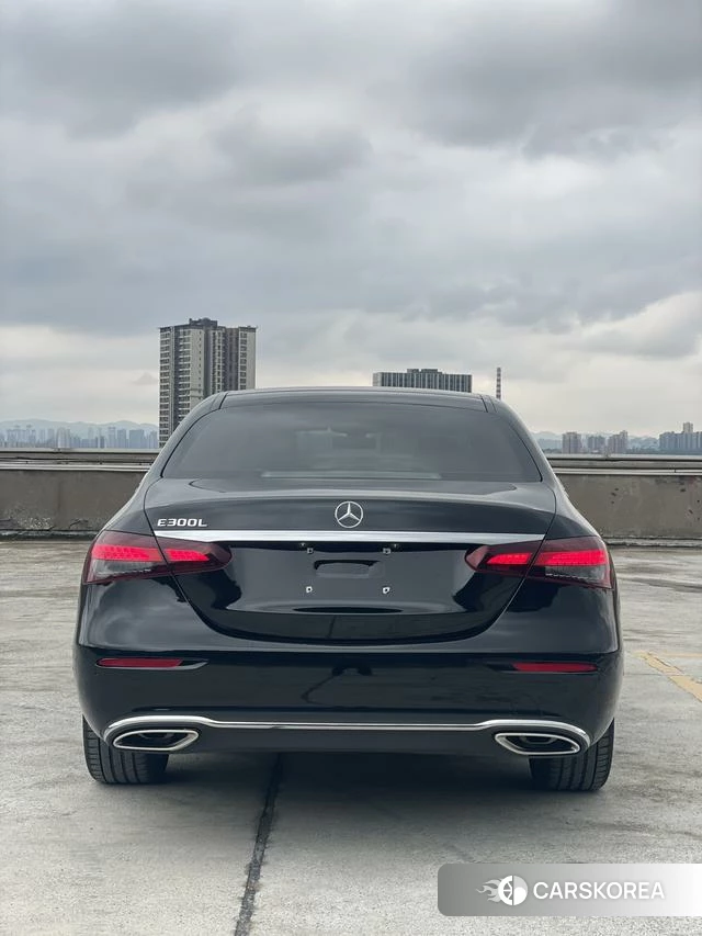 Mercedes-Benz E-class id 4259335 из Китая 8