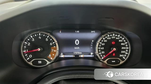 Jeep Renegade id 4500429 из Кореи 18