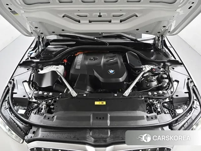 BMW 5 Series (G60) id 3415268 из Кореи 18