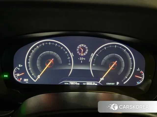 BMW 5 Series (G30) id 3669566 из Кореи 18