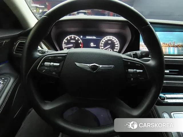 Genesis G90 id 3433568 из Кореи 18