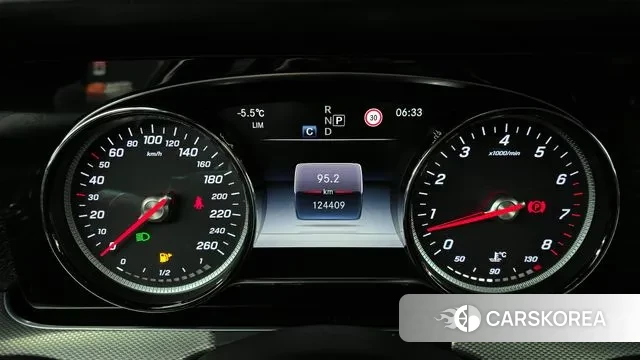 Mercedes-Benz E-Class W213 id 3541425 из Кореи 18