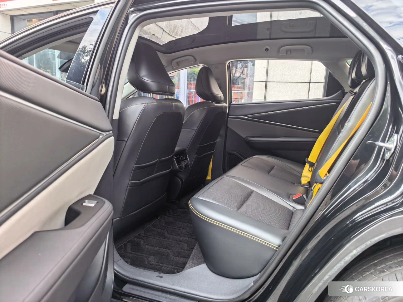 Toyota bZ5 id 4468106 из Китая 8