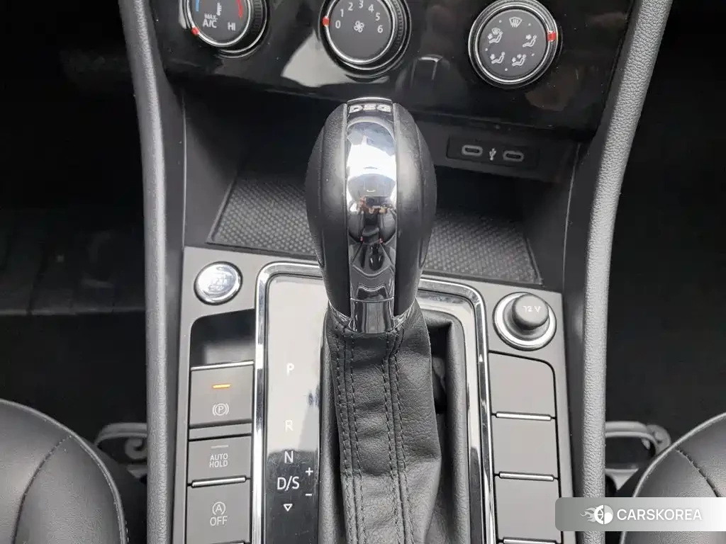 Volkswagen Bora id 4655187 из Китая 22