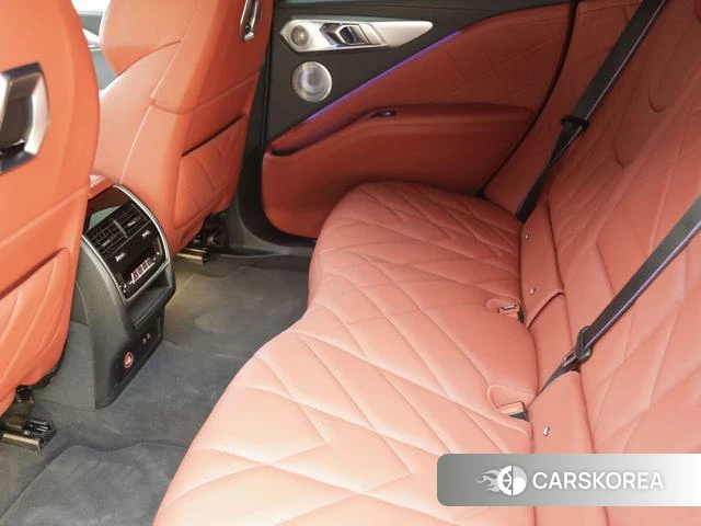 BMW XM id 4265687 из Китая 16