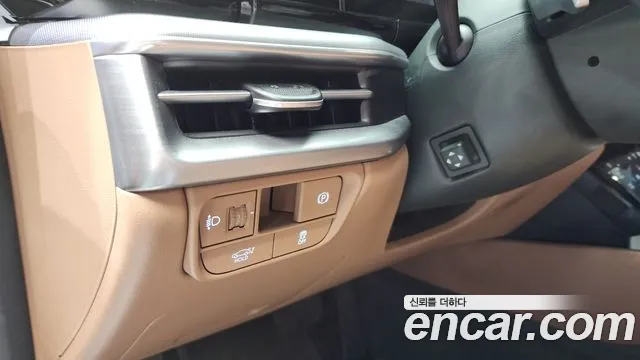 Hyundai Grandeur (GN7) id 2537183 из Кореи 18