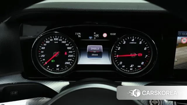 Mercedes-Benz E-Class W213 id 3499487 из Кореи 18