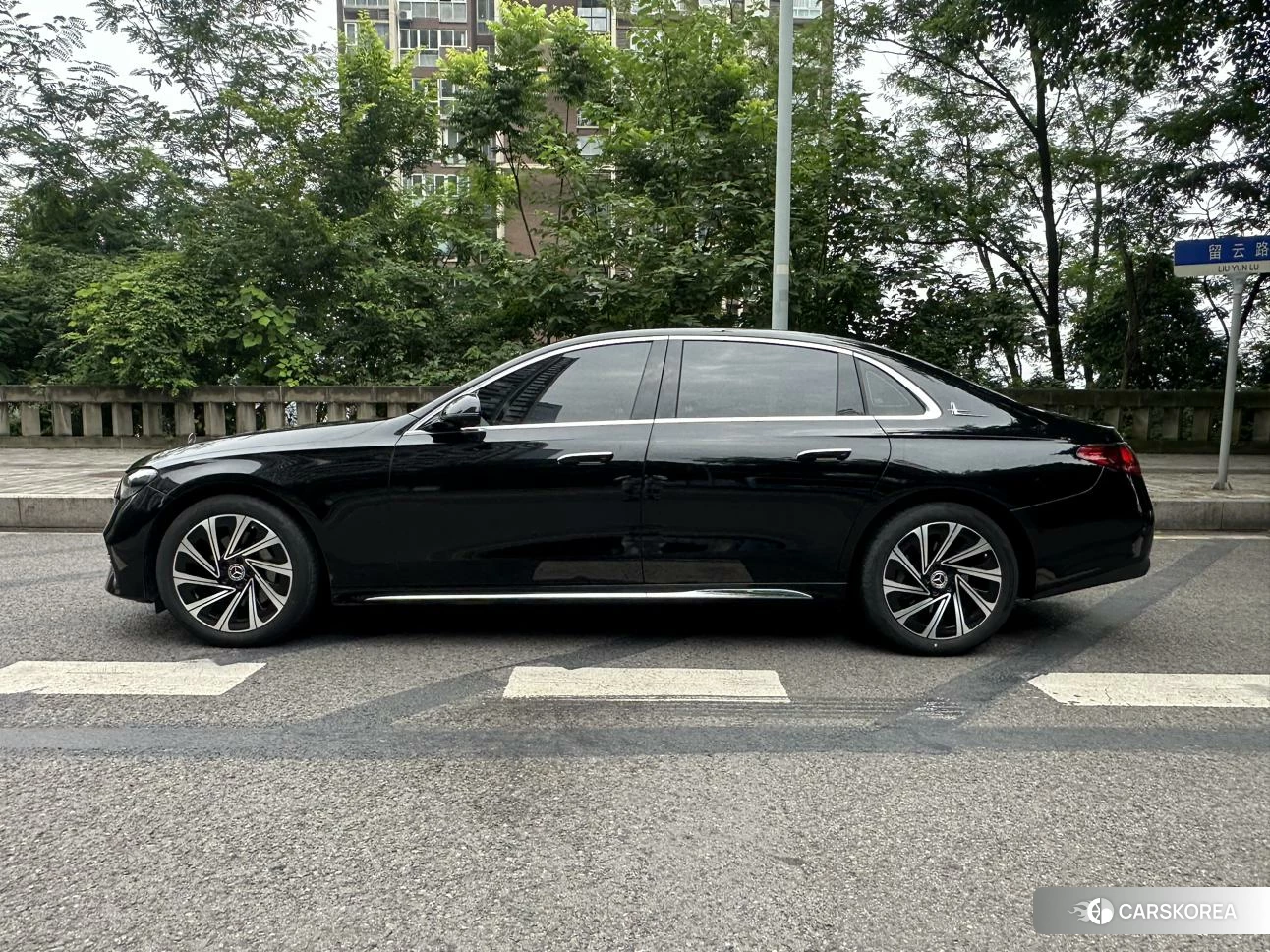 Mercedes-Benz E-class id 4468157 из Китая 11