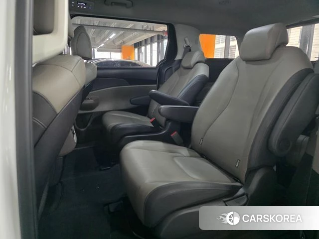 Kia The New Carnival 4th Generation id 4354059 из Кореи 8