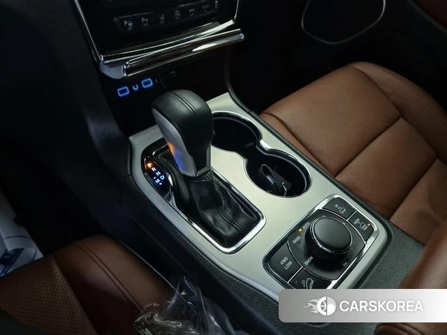 Jeep Grand Cherokee id 4849356 из Кореи 16