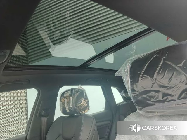 Audi Q5L id 4261841 из Китая 14