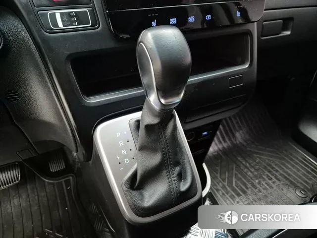 Hyundai Staria id 3478501 из Кореи 16